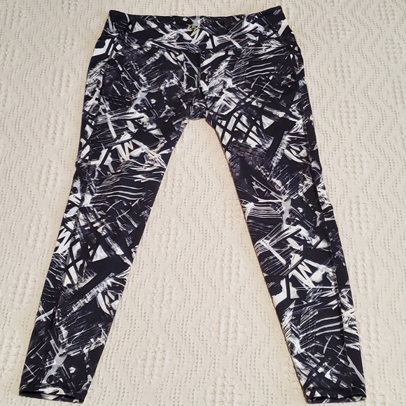 Old Navy Pants - ✨️2/$20 EUC Old Navy Leggings